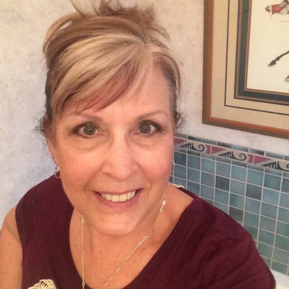 Meet your Posher, Janet